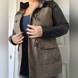 Queen Collection Women's Trench Jacket 100% Cotton Snap&Clasp Khaki/Black Medium